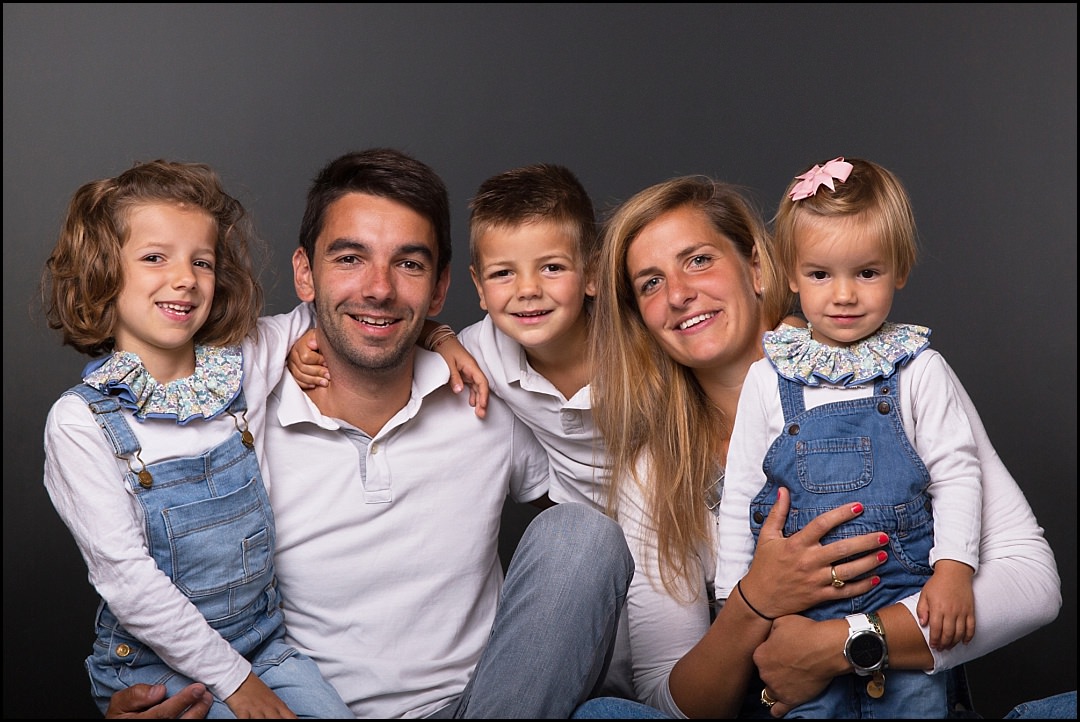 Séance photo famille chez les 2 photographes au Vésinet